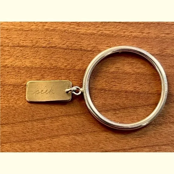 Jeanine Payer “Seek Beauty” Ring - Picture 2 of 4